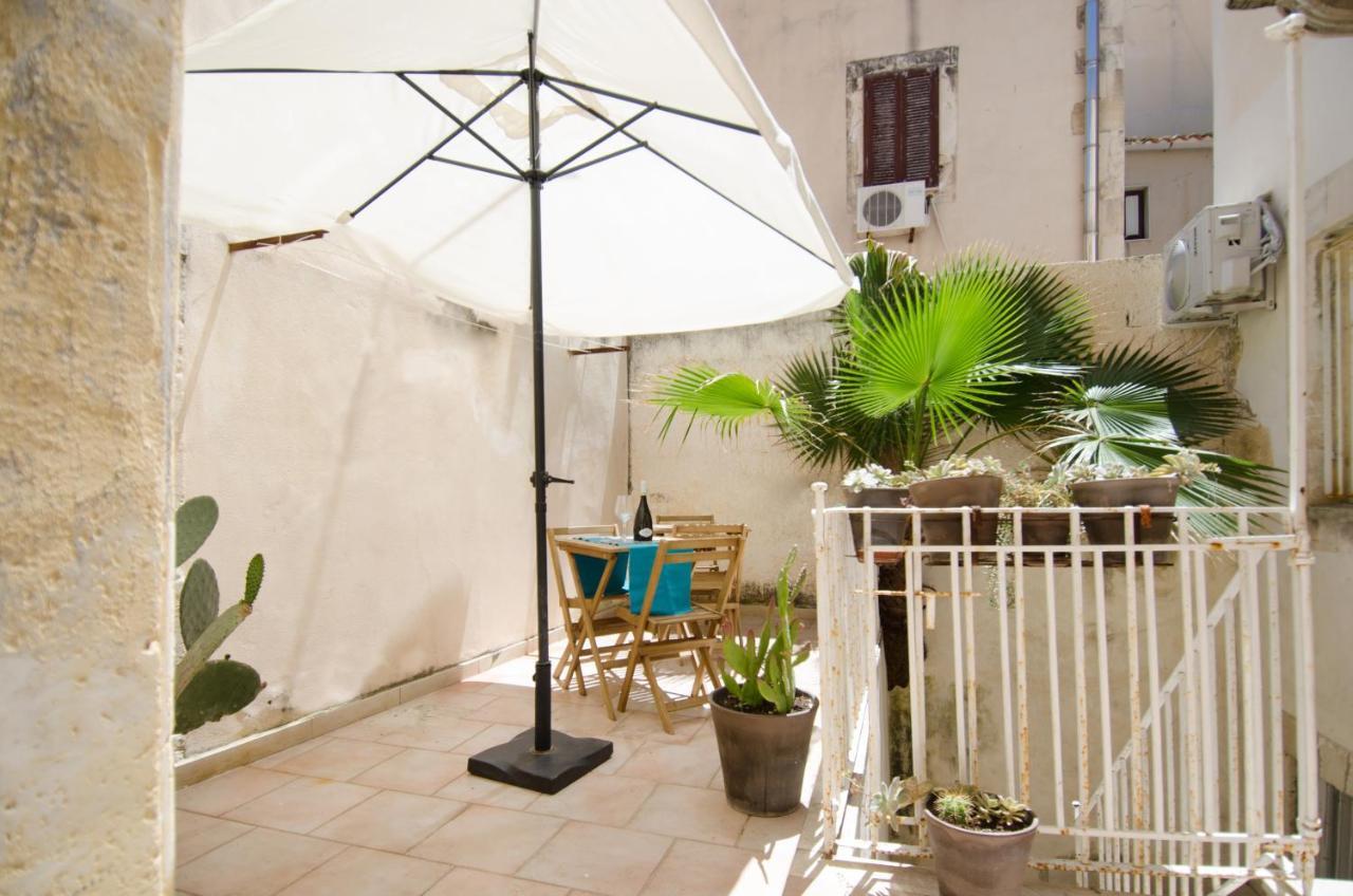 La Terrazza Di Archimede- Ortigia Holidays Syrakusa Exteriör bild